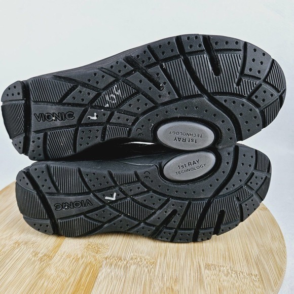 Vionic Arbor Clogs Sz 7 Gray Water Resistant Suede Slip On Knit Collar Comfort - Picture 10 of 10